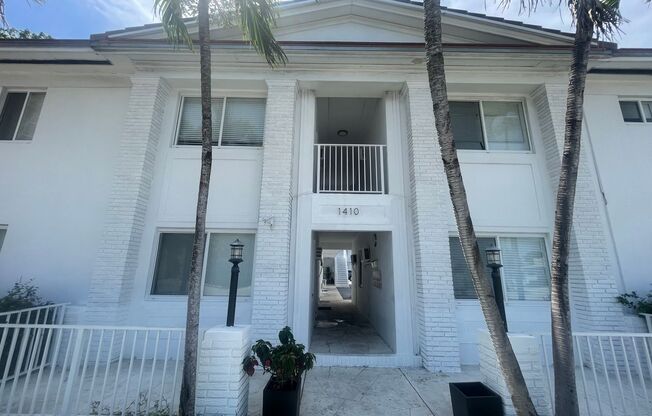 1410 SW 37 Ave