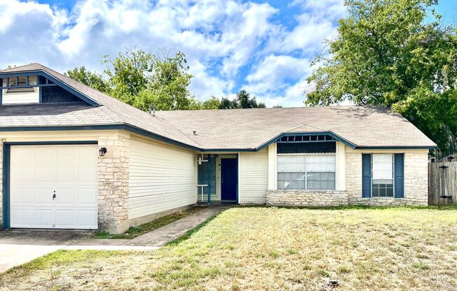 3/2 Duplex in Ideal North Austin Location