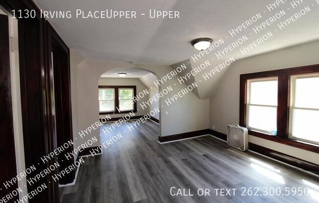 1130 IRVING PLACEUPPER