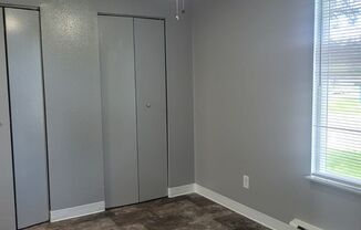 3 beds, 1.5 baths, 1,059 sqft, $1,575, Unit 601 E204