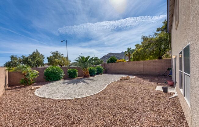 Fully Remodeled & Move-In Ready – Modern Finishes + Huge Loft!