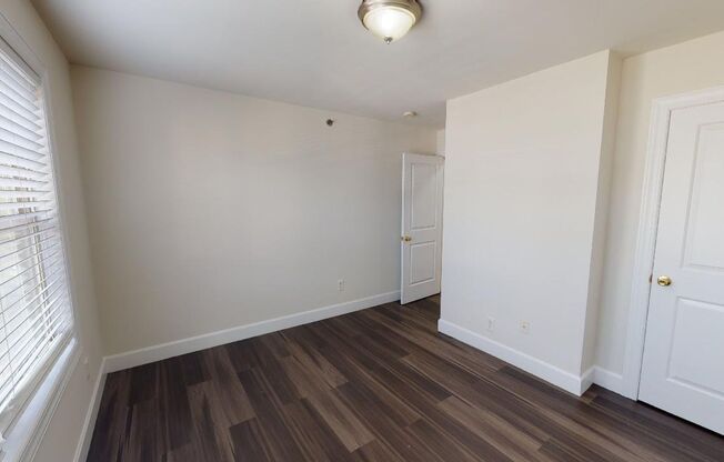 2 beds, 1 bath, $2,245, Unit 3A