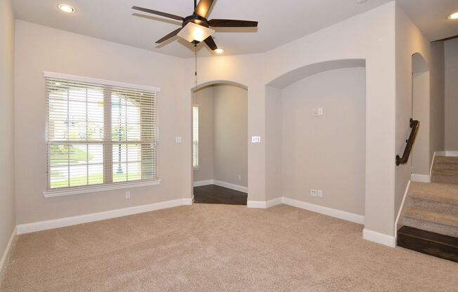 Beautiful Townhome in Richardson ISD!