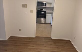 1 bed, 1 bath, 1,100 sqft, $2,350, Unit 115