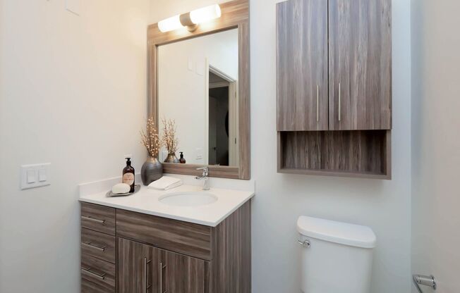 1 bed, 1 bath, 738 sqft, $2,725, Unit 503
