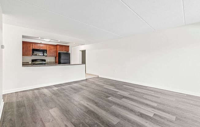 1 bed, 1 bath, 900 sqft, $3,200, Unit T309