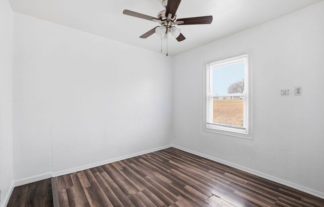 2 beds, 1 bath, 650 sqft, $950, Unit 1015 N Scott Avenue #7