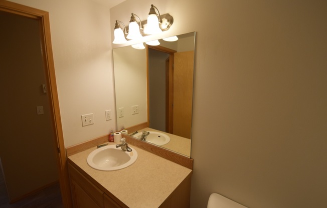 Studio, 1 bath, 90 sqft, $750, Unit 1A7