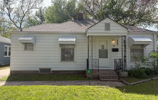 Beautiful 2 Bedroom 1 bath