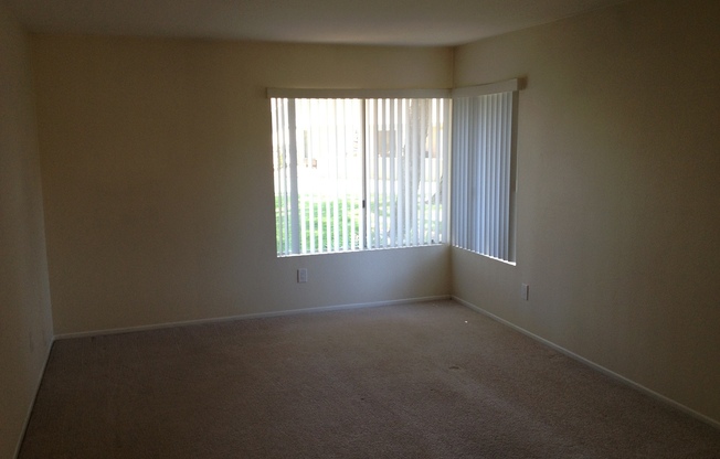 2 beds, 2 baths, $2,800