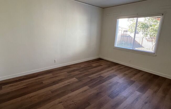 Modern Midtown Living! Stylish 1BD/1BA Duplex Near R Street Corridor – Walk to Cafes, Breweries & Parks!