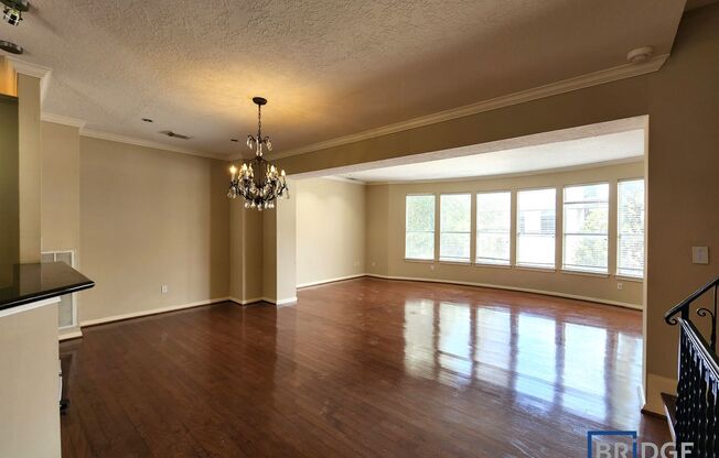319 Birdsall St., Houston, TX 77007