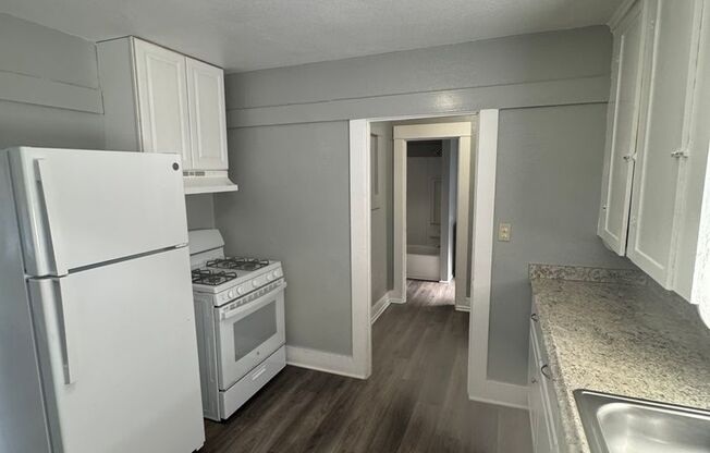 142 W Valencia Dr