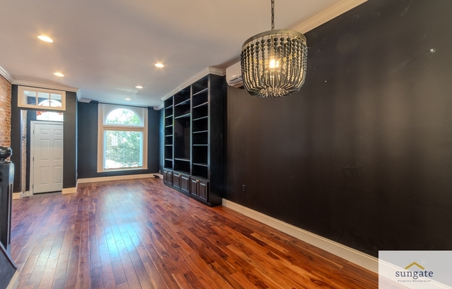503 S E AVE