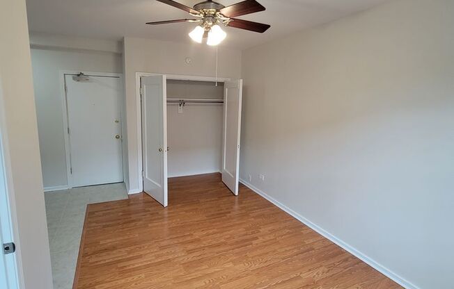 6133 N. Kenmore