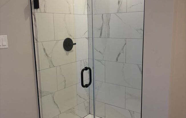 1 bed, 1 bath, 745 sqft, $2,375, Unit 405