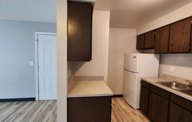 2 beds, 1 bath, 710 sqft, $1,100, Unit HH336
