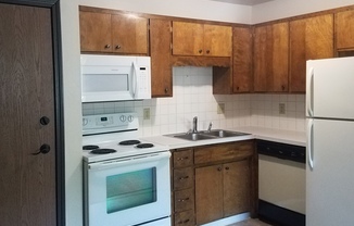 2 beds, 1 bath, 620 sqft, $650, Unit #22