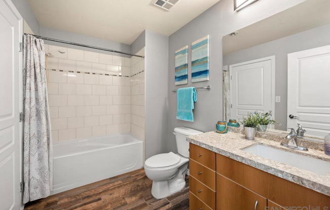 2 beds, 2 baths, $4,900, Unit # 1003