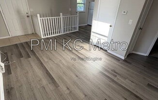 5621 NE 51 ST