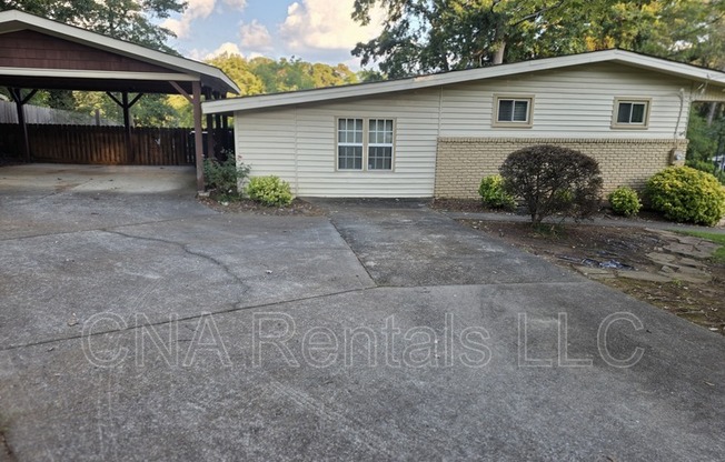 3659 ASHWOOD DR