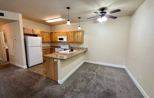 3 beds, 2 baths, $1,795, Unit 104