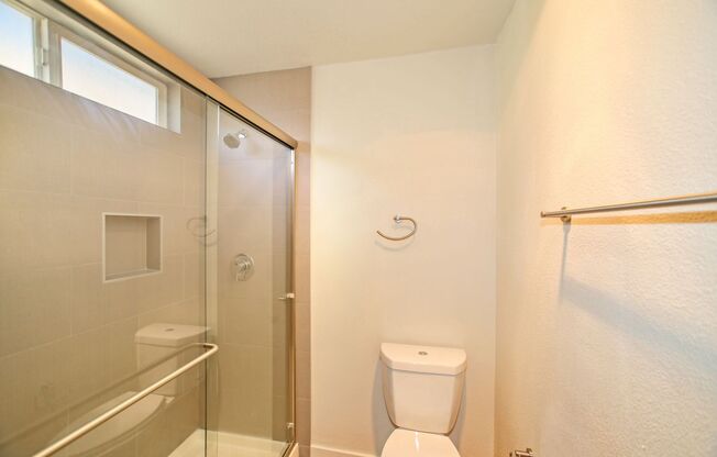 LEASE 32nd