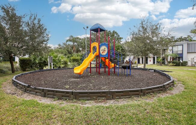 2 beds, 1.5 baths, 992 sqft, $1,250, Unit 856