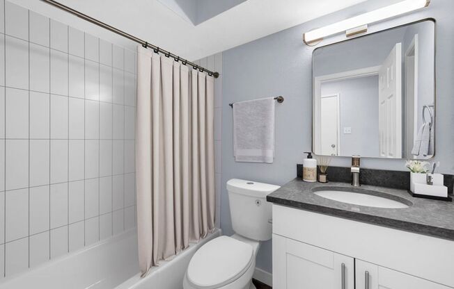 1 bed, 1 bath, 700 sqft, $895, Unit 1B
