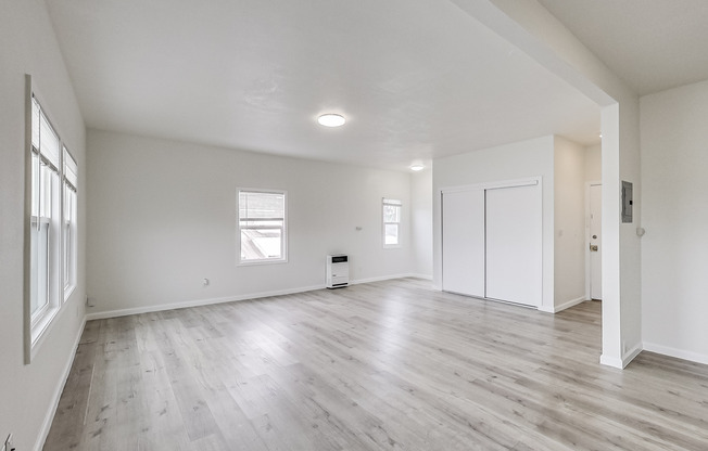 1454 36 AVE