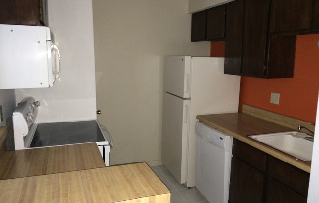1 bed, 1 bath, $900