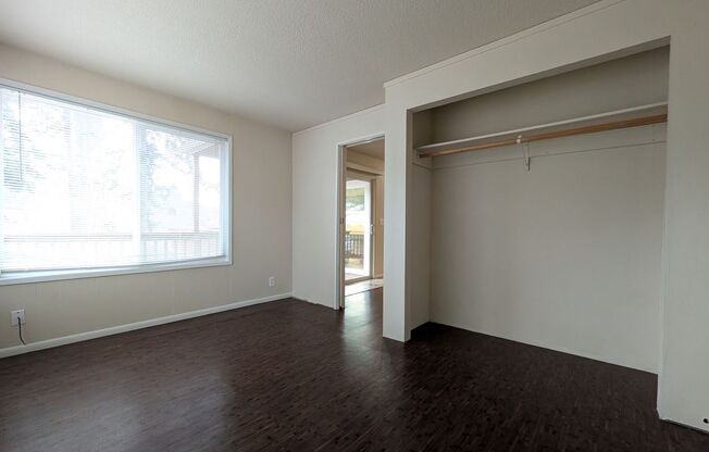 3 beds, 1 bath, $1,995