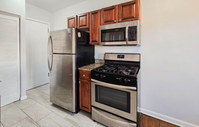 1 bed, 1 bath, 666 sqft, $1,895, Unit 3708-407
