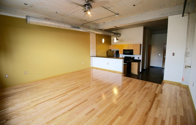 Studio, 1 bath, 540 sqft, $1,195, Unit APT 2P