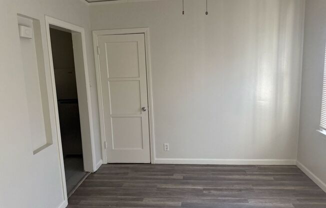2600 W. 43rd Pl