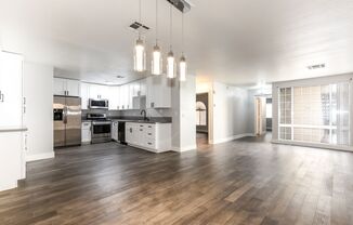 BEAUTIFUL RENOVATED FIRST LEVEL 2 BEDROOM CONDO IN GATED COMMUNITY!