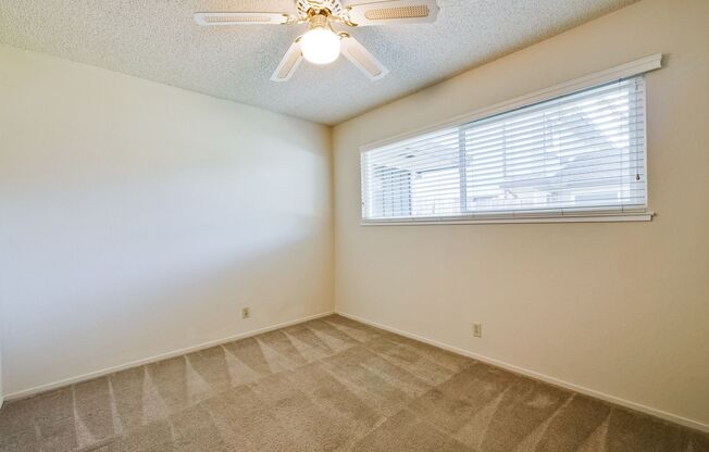 2 beds, 1 bath, $2,950, Unit UNIT 1