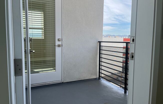 Studio, 1 bath, 565 sqft, $3,400, Unit 11246-602