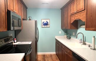 2 beds, 1.5 baths, $1,795