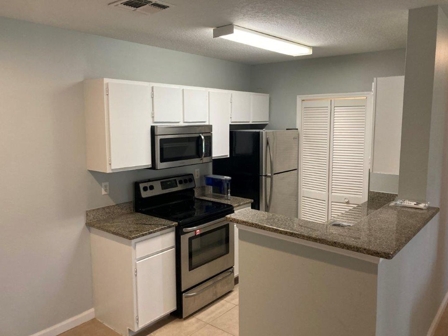 Beautiful 2BD / 2BA Condo – Close to Universal!