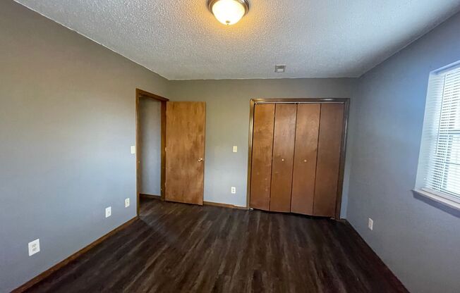 2 beds, 1 bath, 960 sqft, $850, Unit OK 1101-12