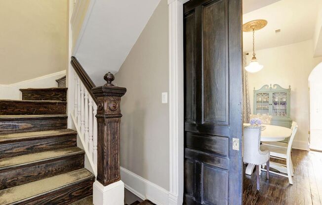 Spacious & Charming Victorian Row House in Burleith-Moments from Georgetown!