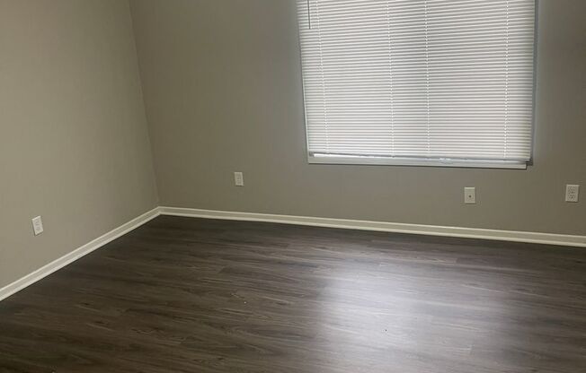 1624 E Pleasant View Drive