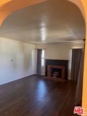 3 beds, 1 bath, 1,166 sqft, $3,300