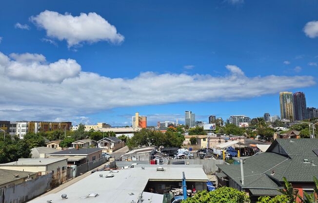 Studio, 1 bath, 327 sqft, $1,790, Unit 308