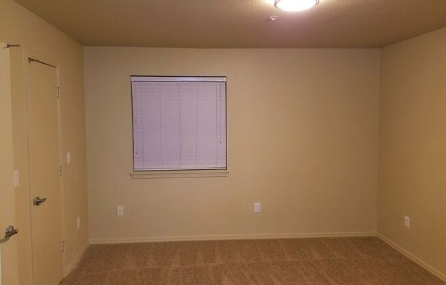 2 beds, 2 baths, $1,700