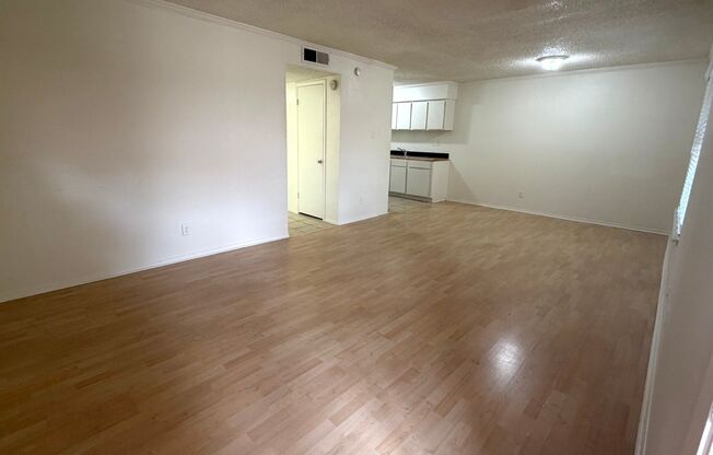 2 beds, 2 baths, 900 sqft, $1,399, Unit LAW7-213