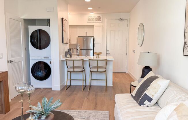 1 bed, 1 bath, 630 sqft, $2,395, Unit 2202