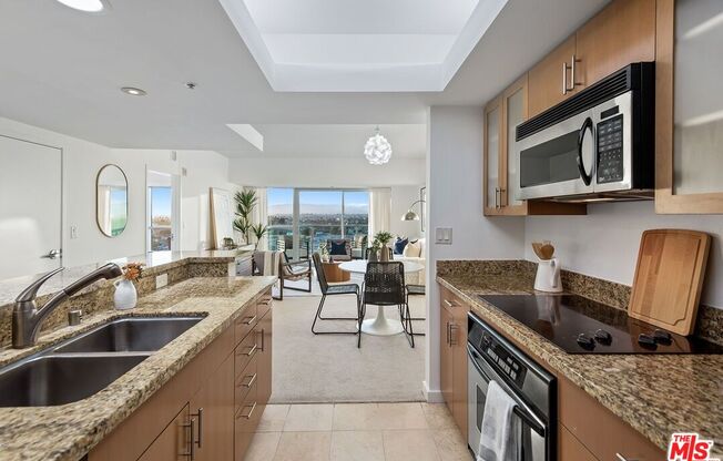 1 bed, 1 bath, 891 sqft, $4,675, Unit 1606