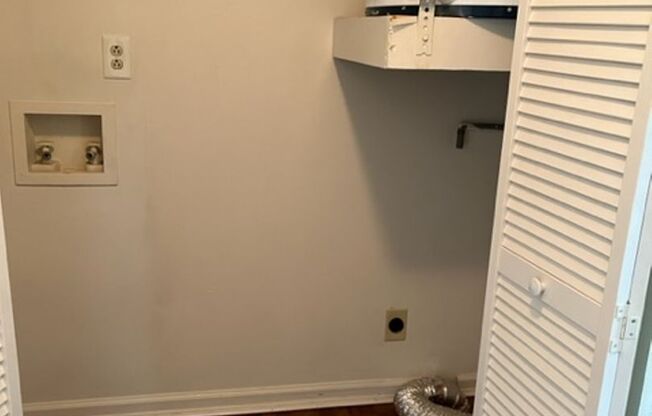 1 bed, 1 bath, 640 sqft, $990, Unit 179K